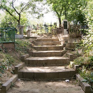 Cimitirul Sculeni